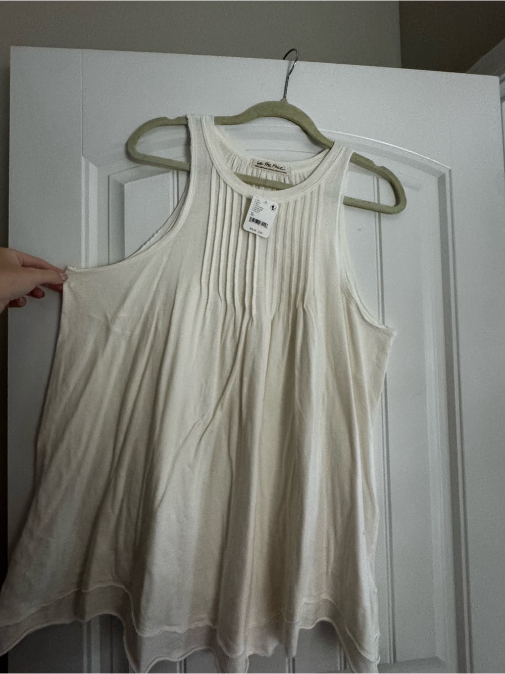 We The Free Cream Pintuck Sleeveless Tank